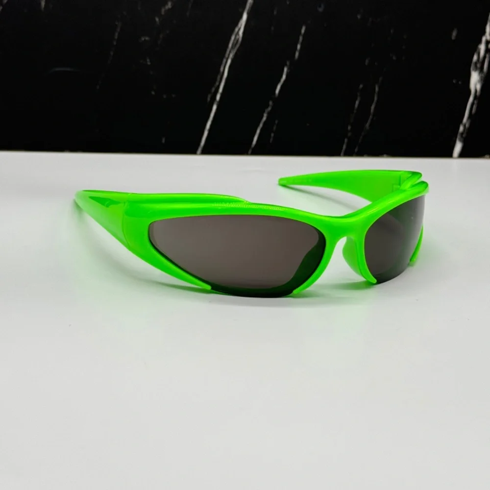 NEW BB0253S 005 BALENCIAGA GREEN GREY OVAL UNISEX BALENCIAGA SUNGLASSES